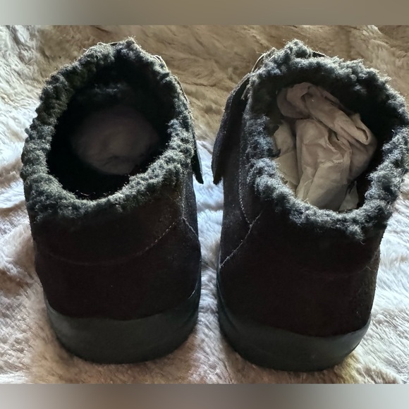 Easy Spirit Esidris black suede shoes.  Size 7.5 - Picture 5 of 7